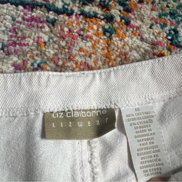 Vintage Mom Jeans Shorts Liz Claiborne White Cotton Sz 10 - Picture 3 of 10